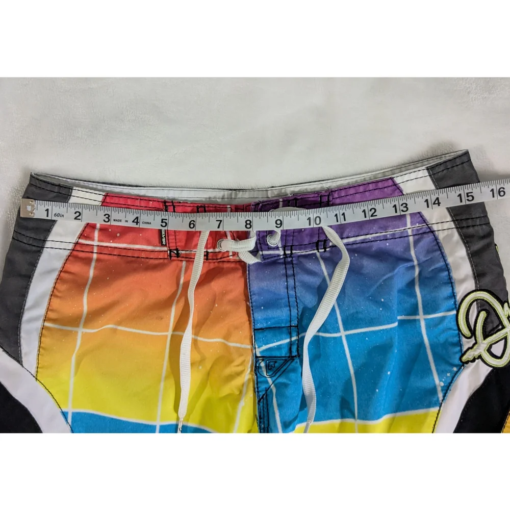 ❤️ Quicksilver Colorful Grid Swim Shorts